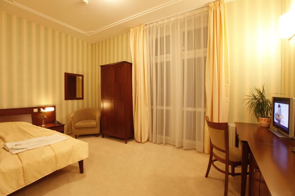 Hotel Sandor Pavillon Piestany Ruang foto